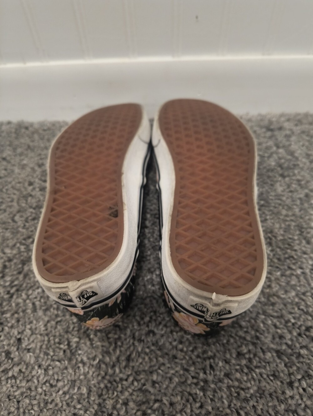 Vans Slip ons - Picture 4 of 6